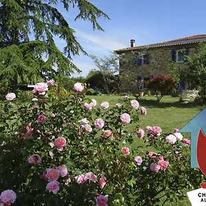 Maison d'hôtes Les Chalets D'hôtes Esprit Nature, Tudelle